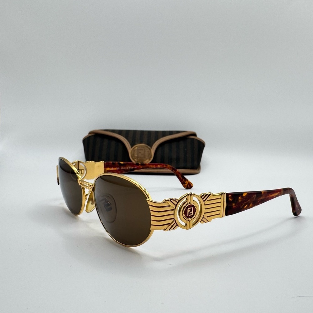 Vintage Fendi SL7034 Oval Sunglasses Gold FF Medallion Italy Y2K Rare Red